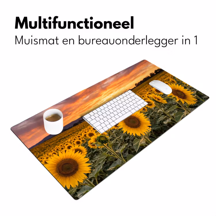 Zonnebloemen - Heuvellandschap - Geel Muismat XXL klein -sfeer4