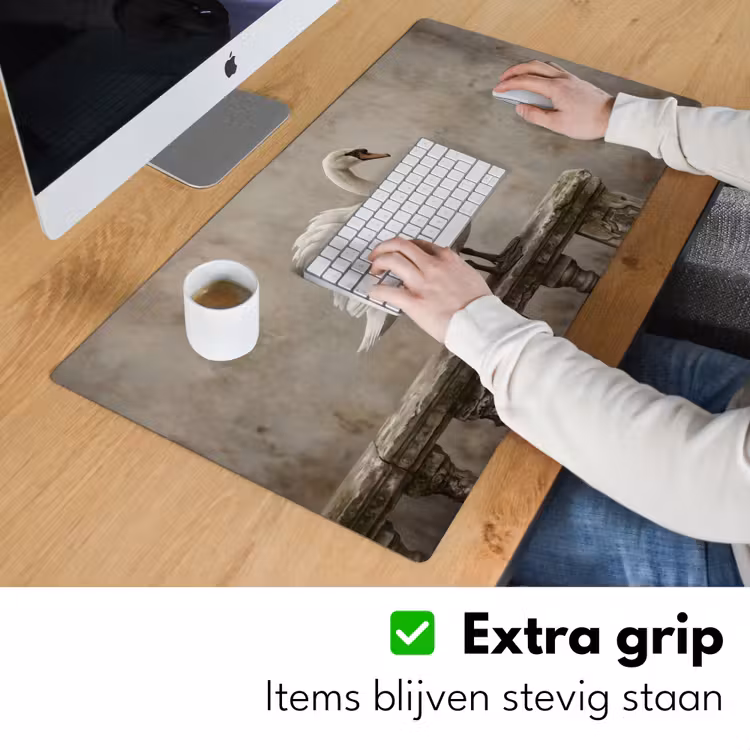 Zwaan - Elegant - Dieren - Wit Muismat XXL klein -sfeer3