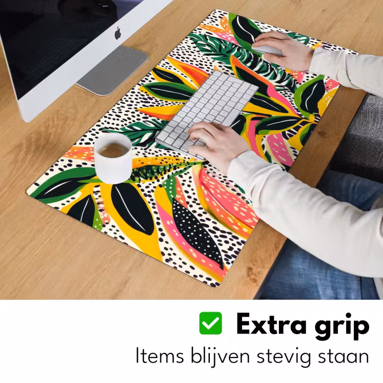 Tropisch - Bladeren - Zwart - wit Muismat XXL klein -sfeer3