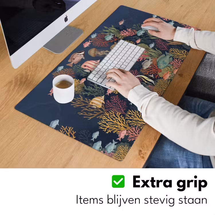 Onderwaterwereld - Vissen - Koraal - Illustratie - Kleurrijk Muismat XXL klein -sfeer3