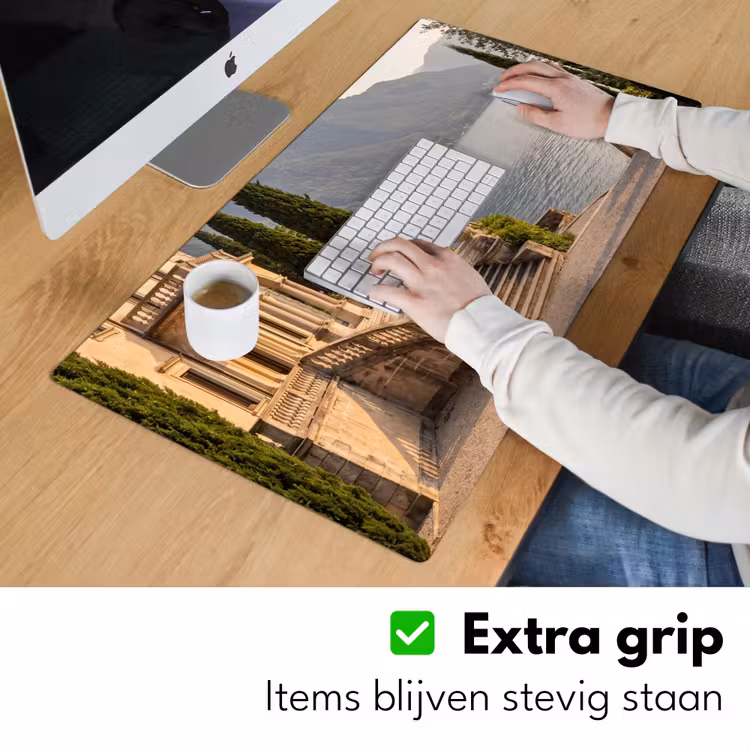 Desk Mat - Villa - Water - Stairs - Villa - water -trappen Muismat XXL klein