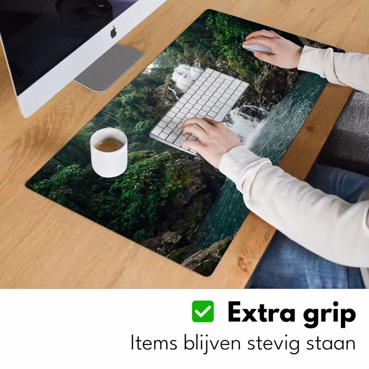 Waterfall - Forest - Nature - Greenkhgyguyg Muismat XXL klein -sfeer3