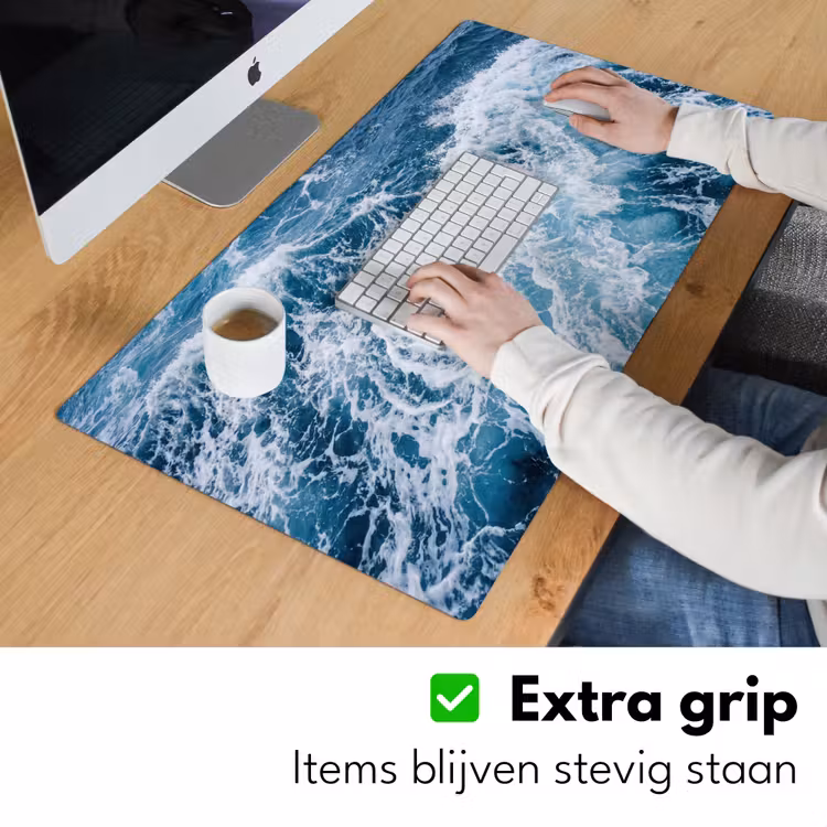 Golven - Oceaan - Blauw Muismat XXL klein -sfeer3