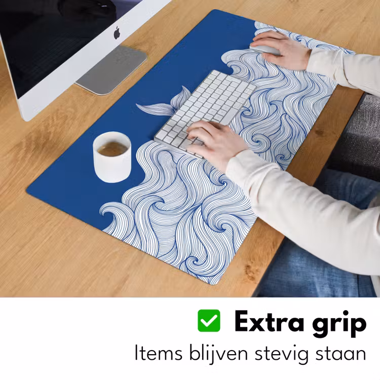 Walvis - Staart - Golven - Lijntekening - Blauw Muismat XXL klein -sfeer3