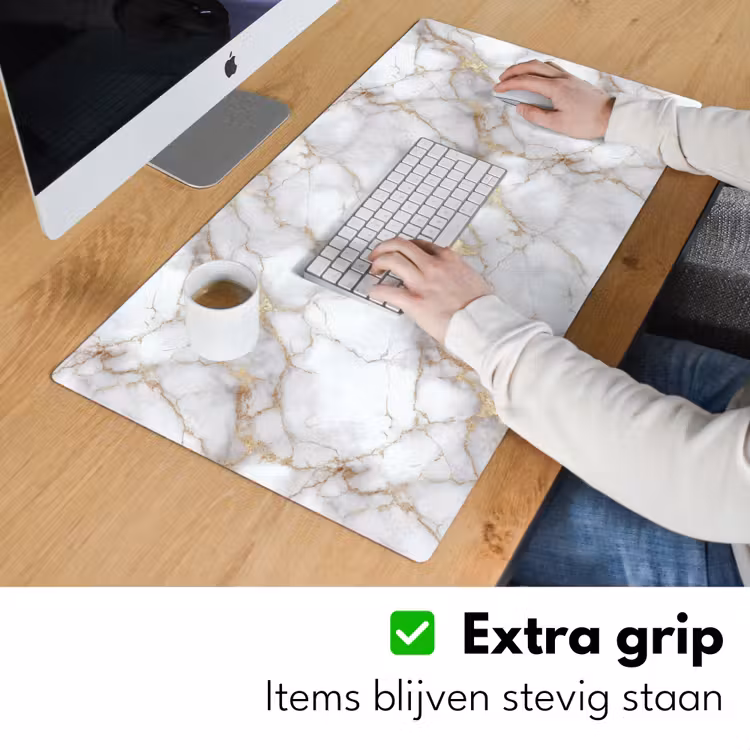 Wit - Goud - Marmer - Grijs Muismat XXL klein 681 -sfeer3