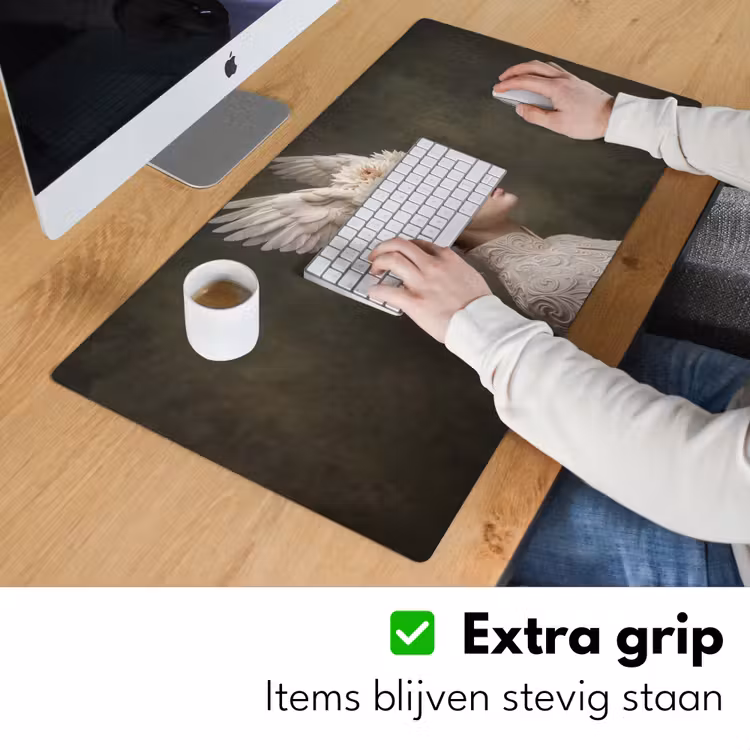 Vleugels - Vrouw - Wit Muismat XXL klein -sfeer3