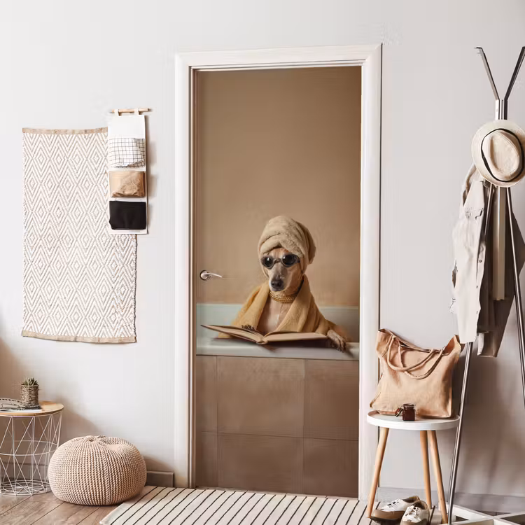 Bad - Hond - Boek - Zonnebril deurposter klein -sfeer6