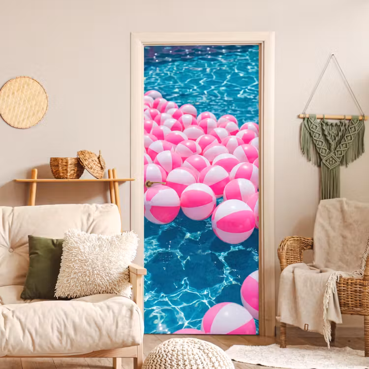 Strandballen - Roze - Water deurposter klein -sfeer2