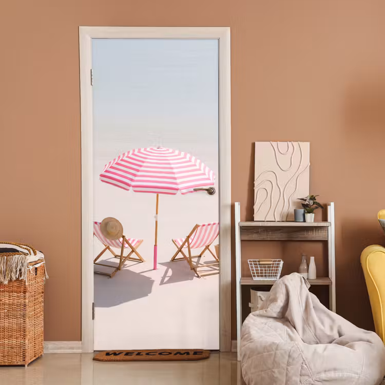Strand - Parasol - Ligstoel - Zomer - Roze deurposter klein -sfeer1