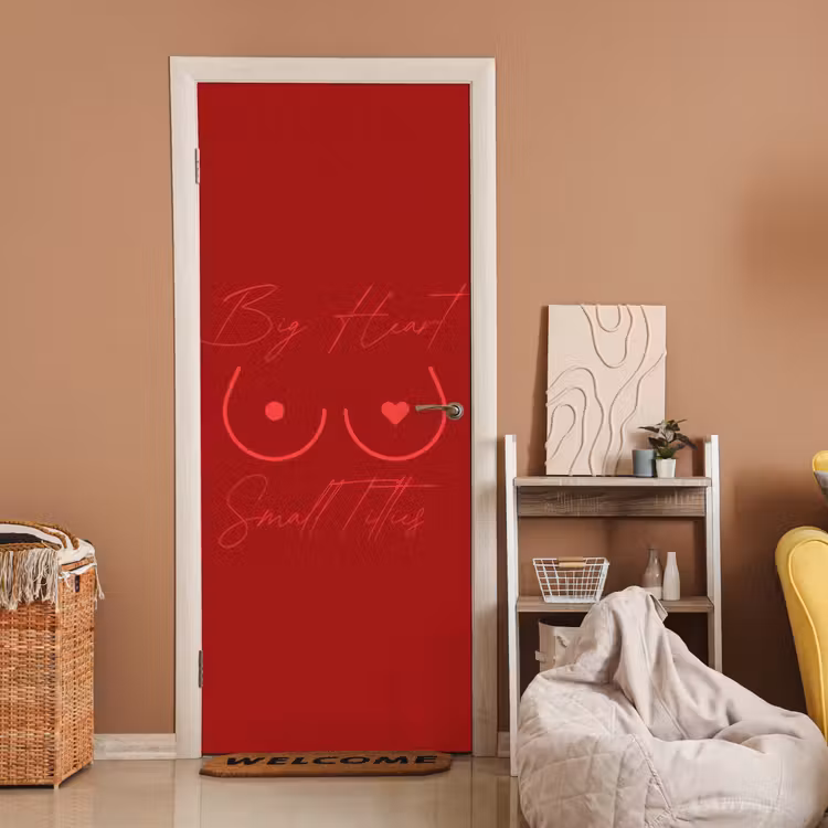 big heart small titties - Hart - Rood deurposter klein -sfeer1
