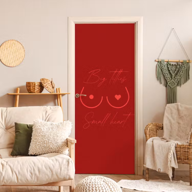 Big titties small heart - Rood - Hart deurposter klein -sfeer2