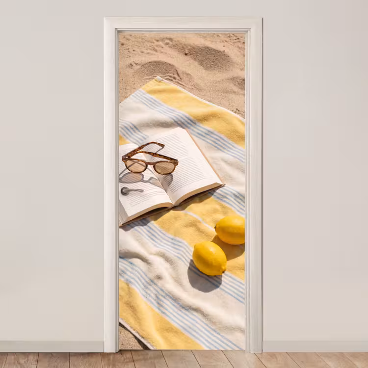 Boek - Zonnebril - Strand - Zomer - Geel deurposter klein -3d_beige