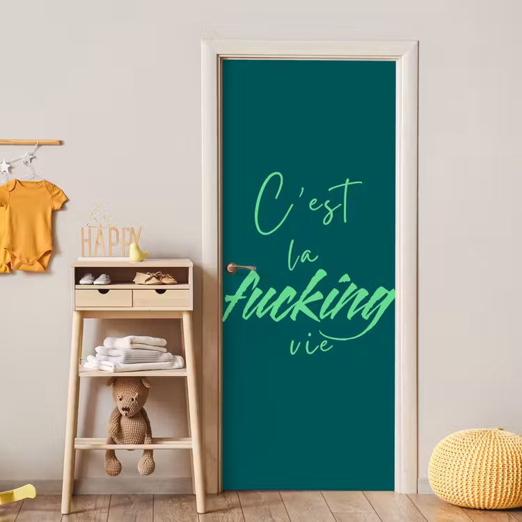 c'est la fucking vie - Groen - Handgeschreven deurposter klein -sfeer4