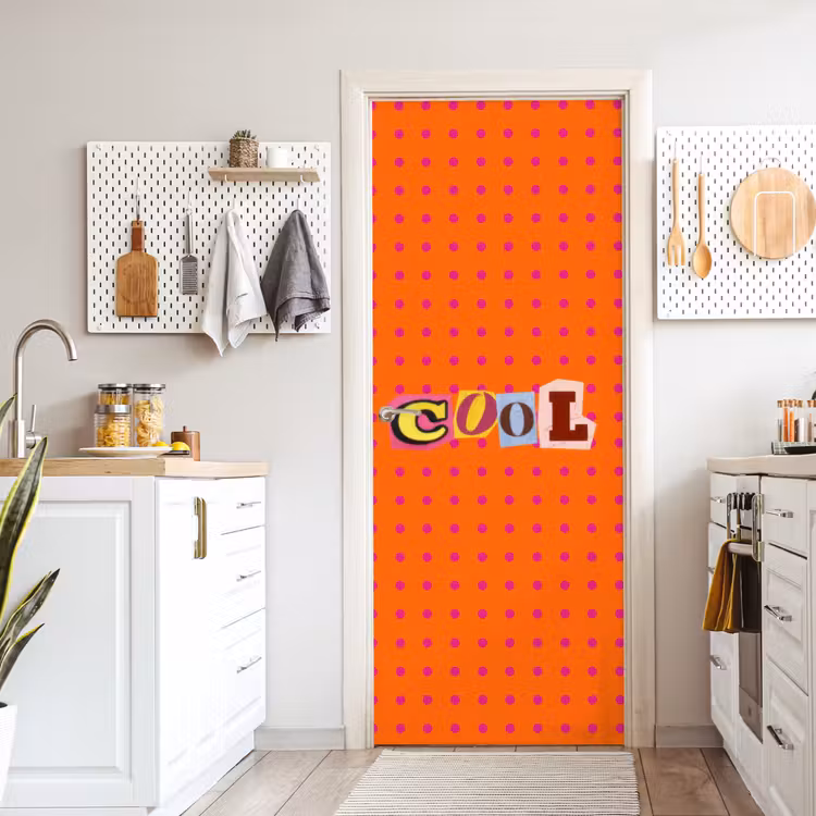 Cool - Stippen - Oranje deurposter klein -sfeer5