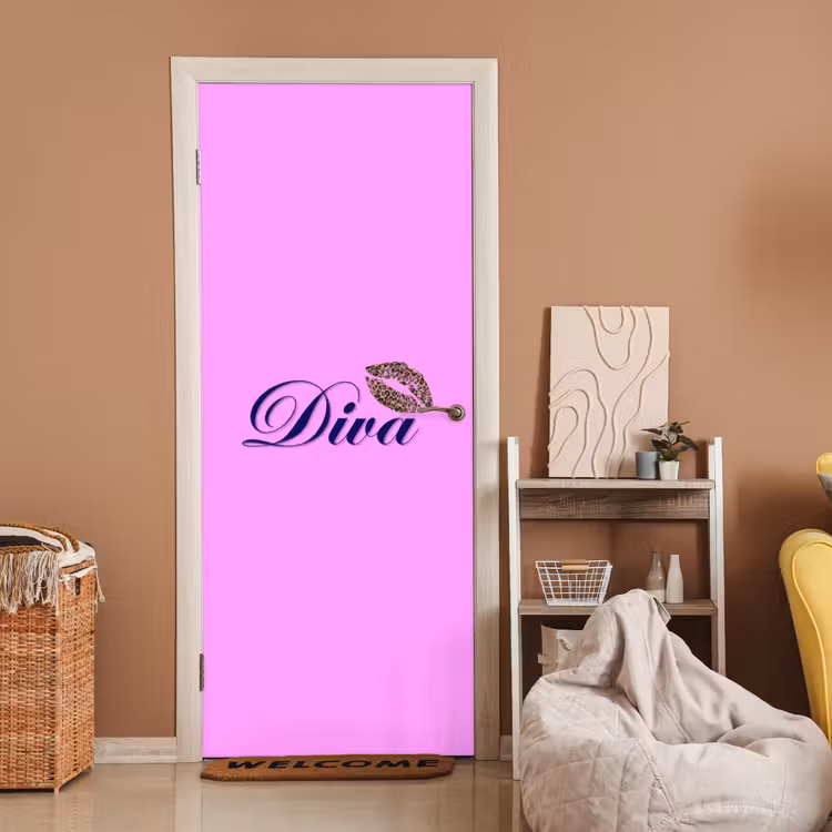 Diva - Lip - Panterprint - Roze deurposter klein -sfeer1