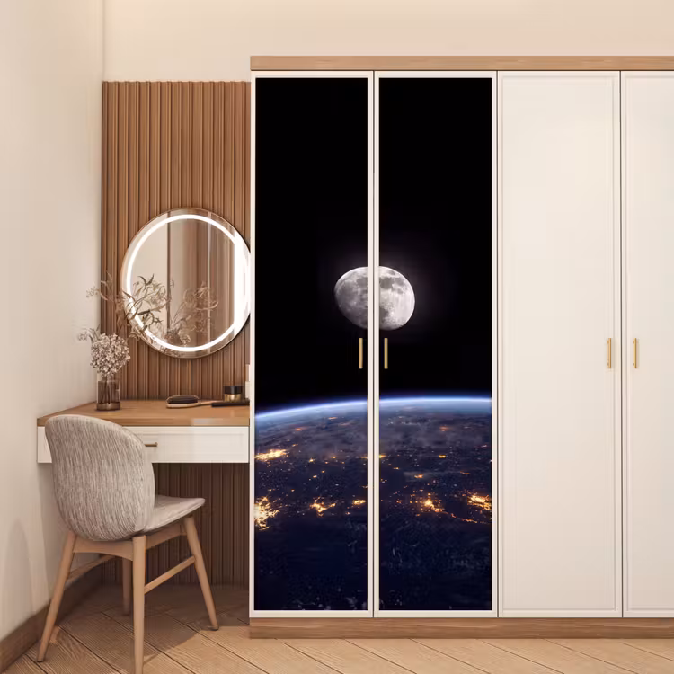 Door sticker - Earth - Night - Space - Aarde - Nacht - Ruimte deurposter klein