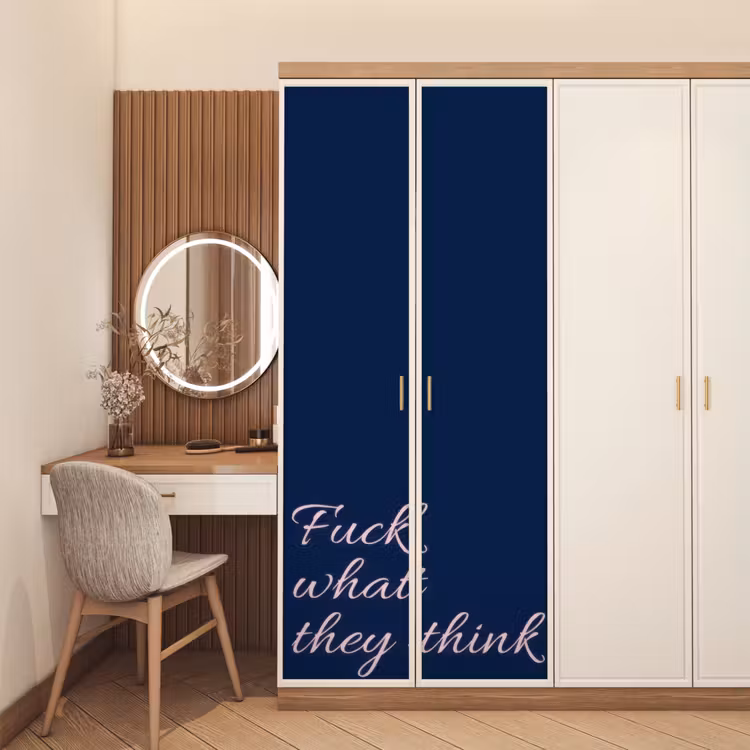 Fuck what they think - Blauw - Cursief deurposter klein -sfeer3