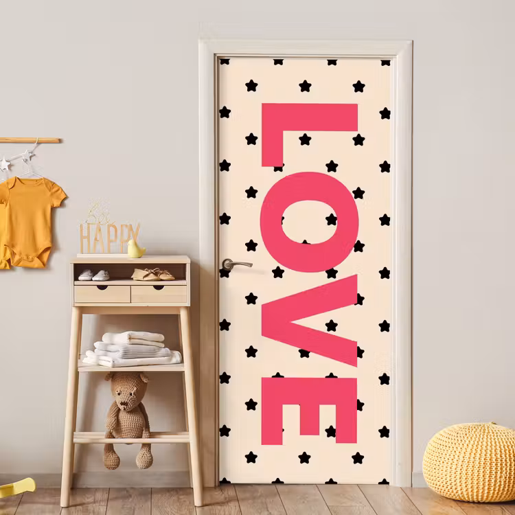 Love - Stippen - Roze deurposter klein -sfeer4