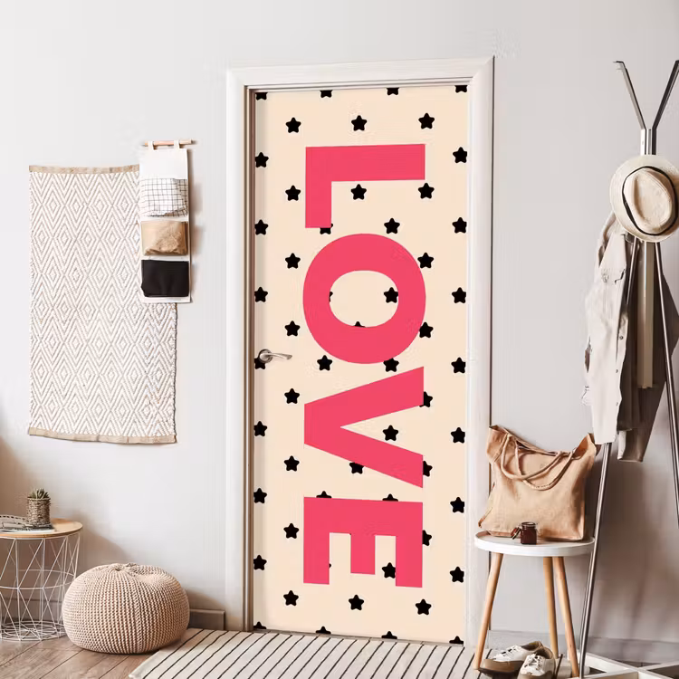 Love - Stippen - Roze deurposter klein -sfeer6