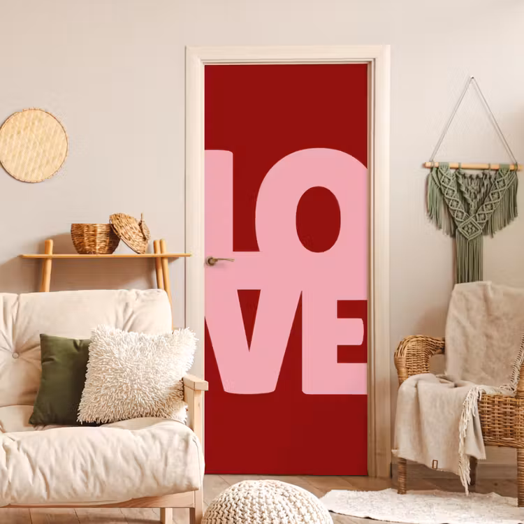 Love - Rood - Blokletters deurposter klein -sfeer2