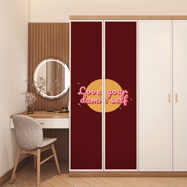 love your damn self - Cirkel - Glitter - Rood deurposter klein -sfeer3