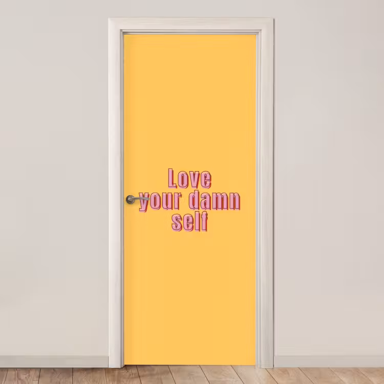 Love yourself - Roze - Geel deurposter klein -3d_beige
