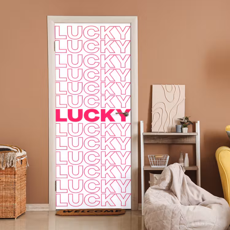 Lucky - Roze - Patroon deurposter klein -sfeer1