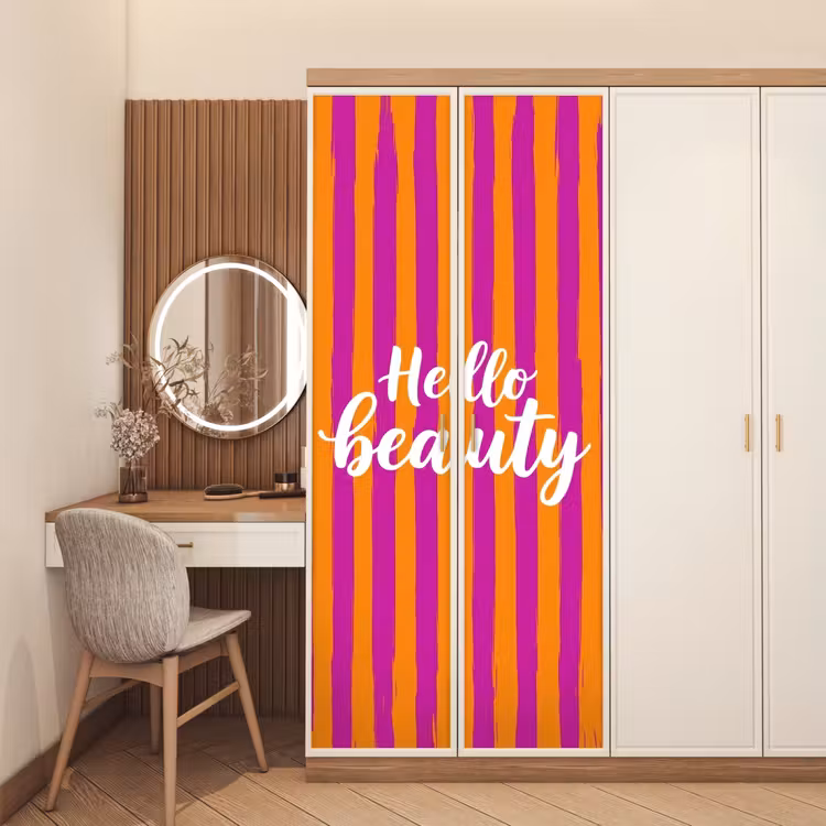 Modern - Hello - Oranje deurposter klein -sfeer3