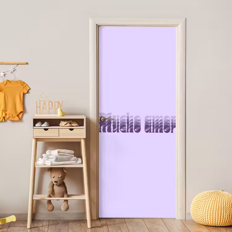 Mucho amor - Paars - Gelaagde letters deurposter klein -sfeer4