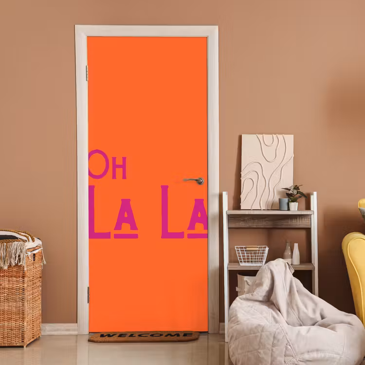 Oh la la - Oranje - Roze - Scheeflettertype deurposter klein -sfeer1