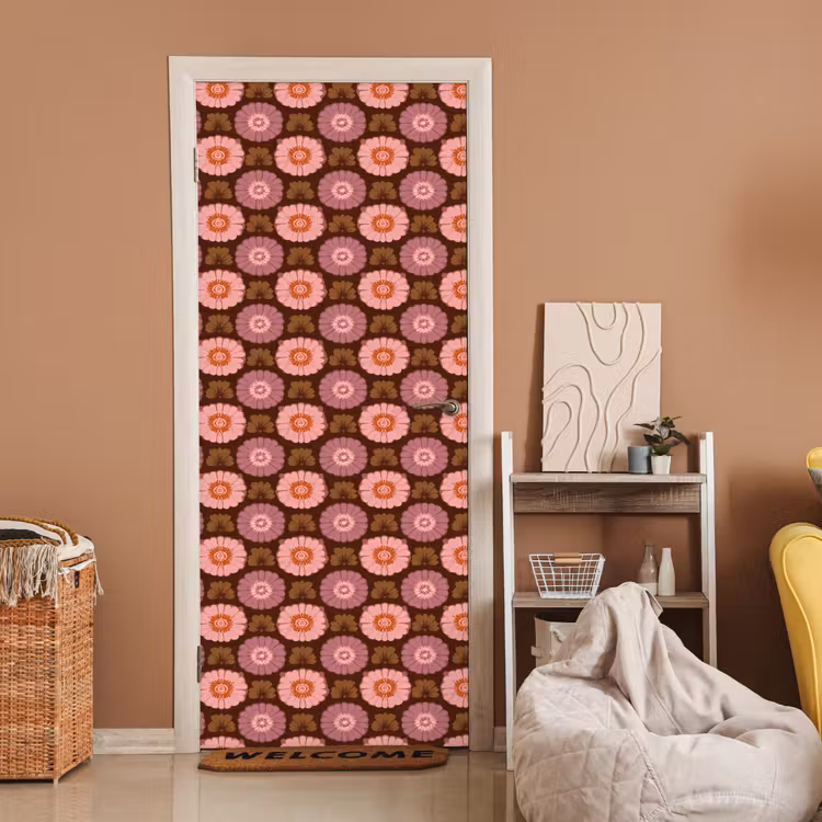 Retro - Madelief - Roze deurposter klein 289 -sfeer1