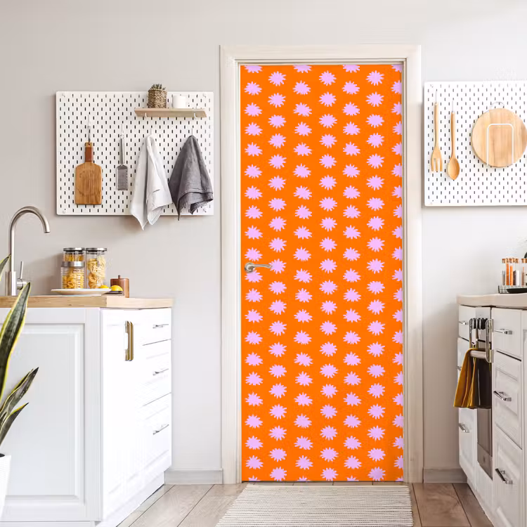 Retro - Bloemen - Oranje deurposter klein 289 -sfeer5