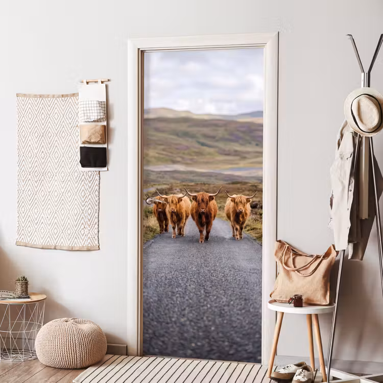 Schotse Hooglanders - Weg - Landschap - Kudde deurposter klein -sfeer6