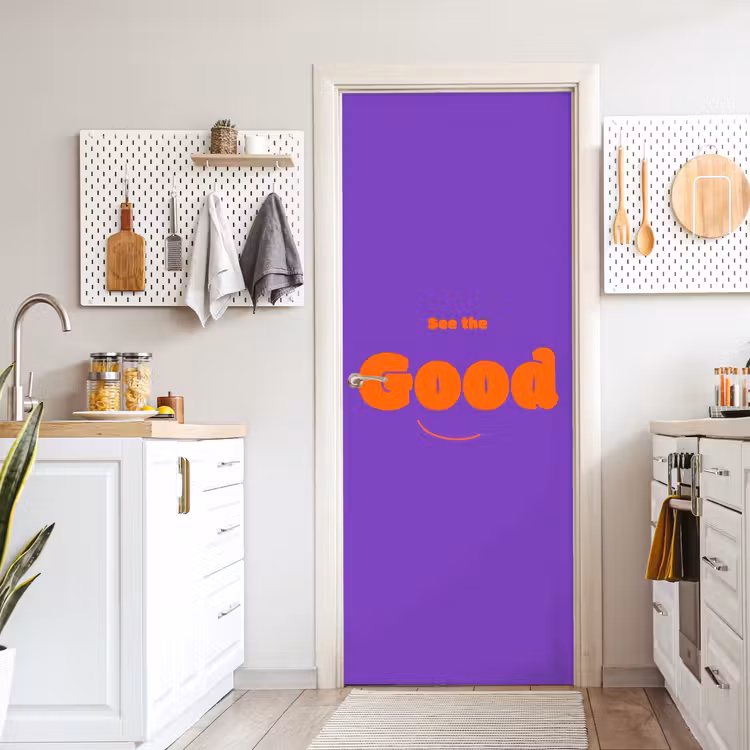 See the good - Oranje - Paars - Smiley deurposter klein -sfeer5