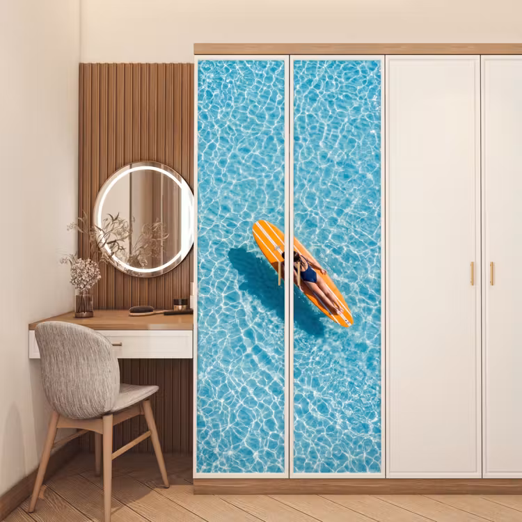 Surfboard - Water - Badpak - Oranje deurposter klein -sfeer3