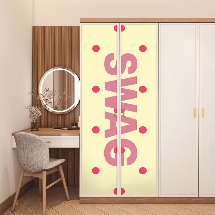 Swag - Roze - Stippen - Geel deurposter klein -sfeer3