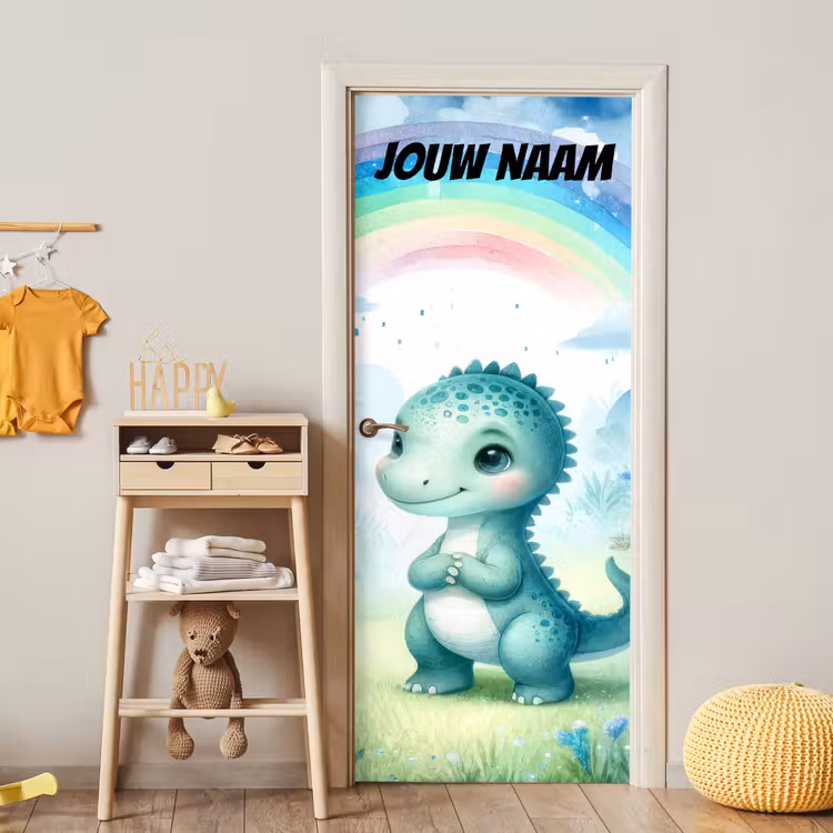 Schattige dinosaurus onder een regenboog met de tekst “Deze kamer is van: jouw naam”. deurposter klein -sfeer4