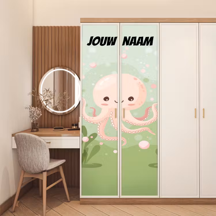 Schattige octopus in zachte pastelkleuren met de tekst “Deze kamer is van: jouw naam”. deurposter klein -sfeer3