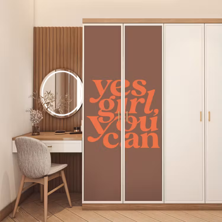 Yes girl you can - Oranje - Bruin deurposter klein -sfeer3