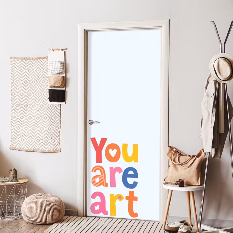 You are art - Kleurrijk - Grafisch deurposter klein -sfeer6