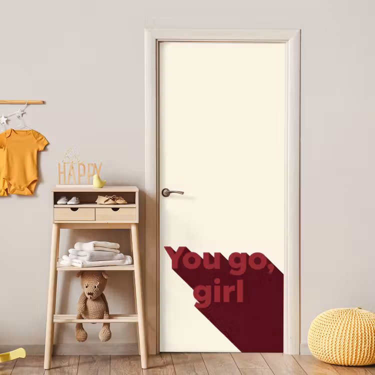 you go girl - 3D - Rood deurposter klein -sfeer4