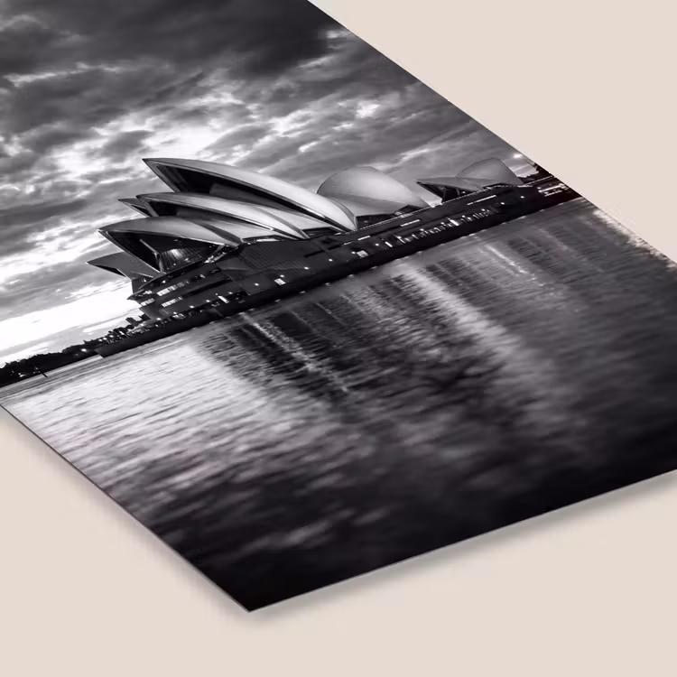 Architectuur - Water - Stad - Modern - Zwart-wit fotolijst zwart zonder passe partout klein -zsfeer6