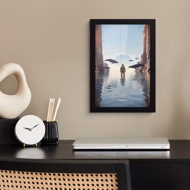 Framed Prints - Astronaut - Whale - Fantasy - Ruimtevaarder - Walvis - Fantasie fotolijst zwart zonder passe partout klein