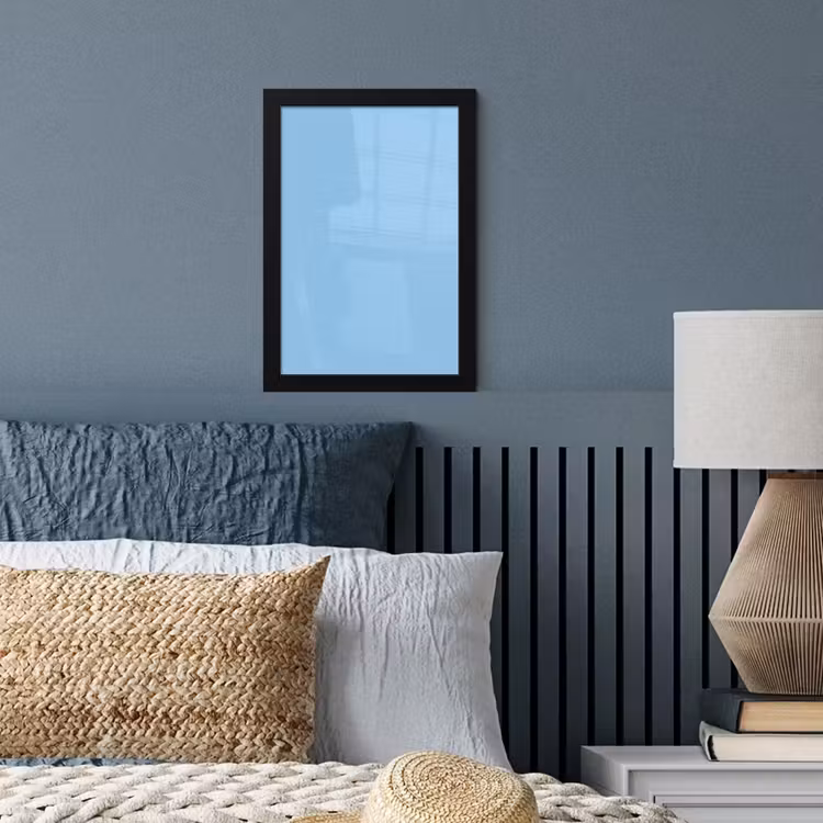 Baby - Blue - Blauw fotolijst zwart zonder passe partout klein 224 -sfeer3
