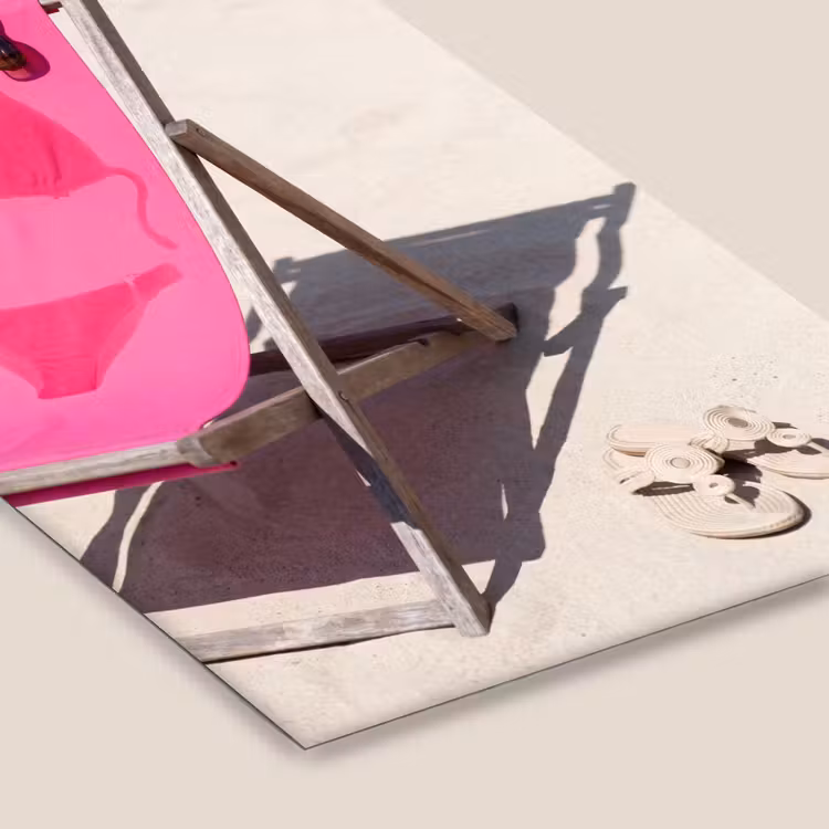 Strand - Ligstoel - Badkleding - Zomer - Roze fotolijst zwart zonder passe partout klein -zsfeer6