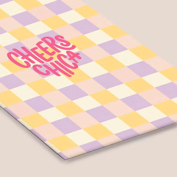 Cheers Chica - Ruitjes - Lila - Geel fotolijst zwart zonder passe partout klein -zsfeer6