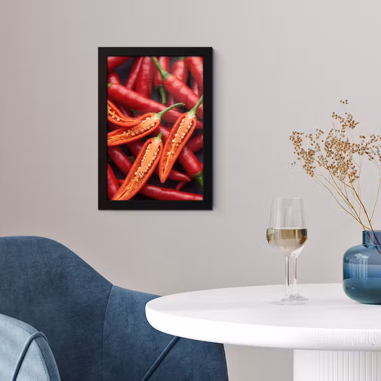 Framed Prints - Chili Pepper - Open - Red - Chilipeper - Open - Rood fotolijst zwart zonder passe partout klein
