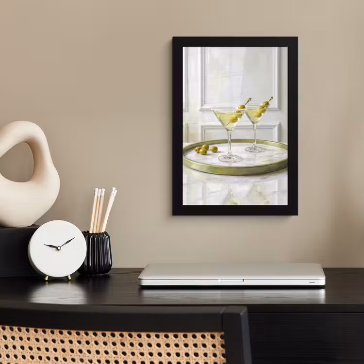 Drank - Martini - Olijven - Modern - Wit fotolijst zwart zonder passe partout klein -sfeer1