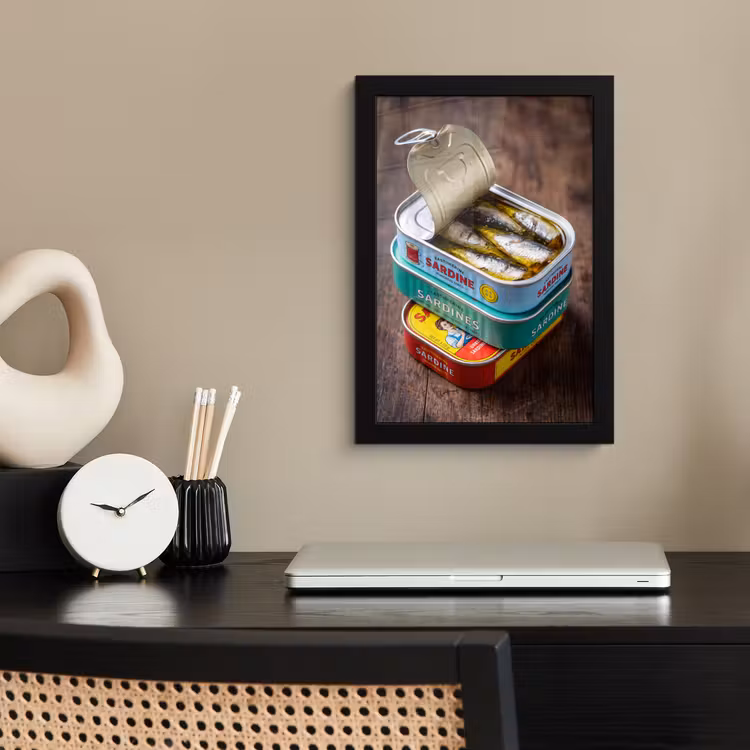 Framed Prints - Fish - Cans - Kitchen - Vis - Blikjes - Keuken fotolijst zwart zonder passe partout klein