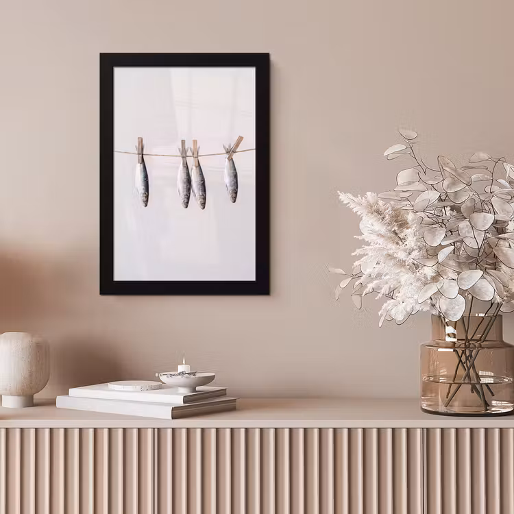 Framed Prints - Fish - Hanging - Food - Vis - Hangend - Eten fotolijst zwart zonder passe partout klein